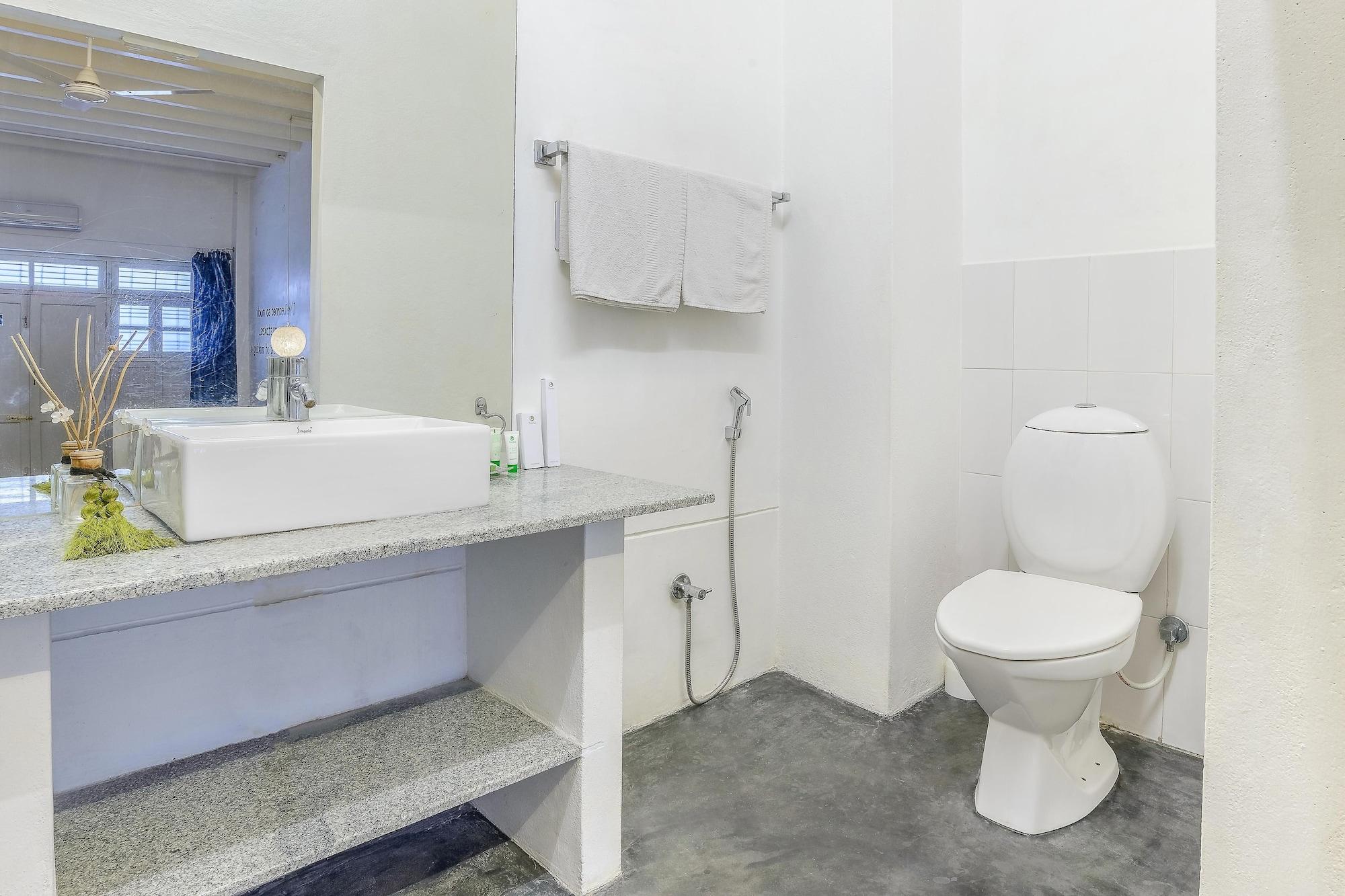 Itsy Hotels Red Lotus Heritage, Promenade Beach Pondicherry Bagian luar foto