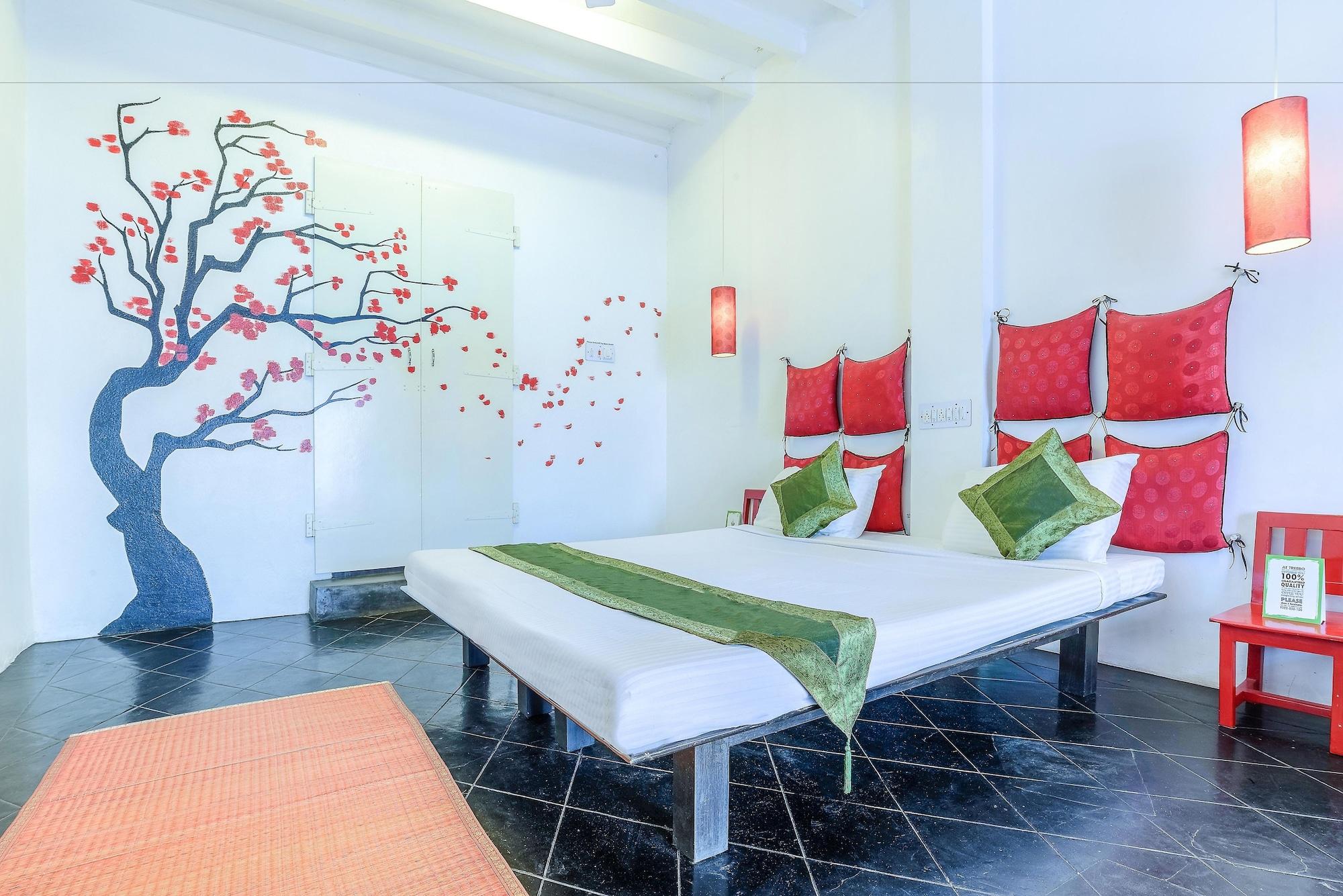 Itsy Hotels Red Lotus Heritage, Promenade Beach Pondicherry Bagian luar foto