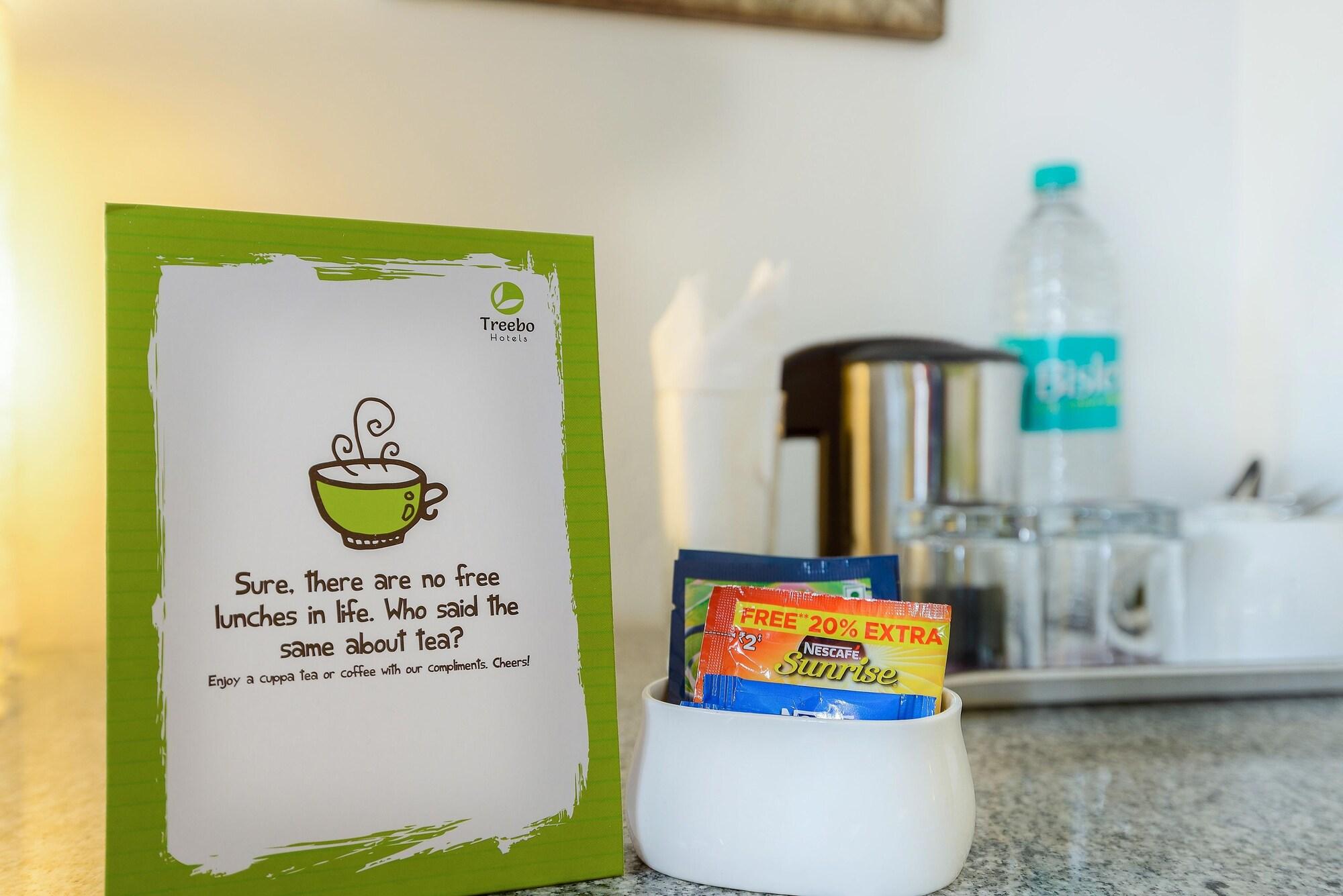 Itsy Hotels Red Lotus Heritage, Promenade Beach Pondicherry Bagian luar foto