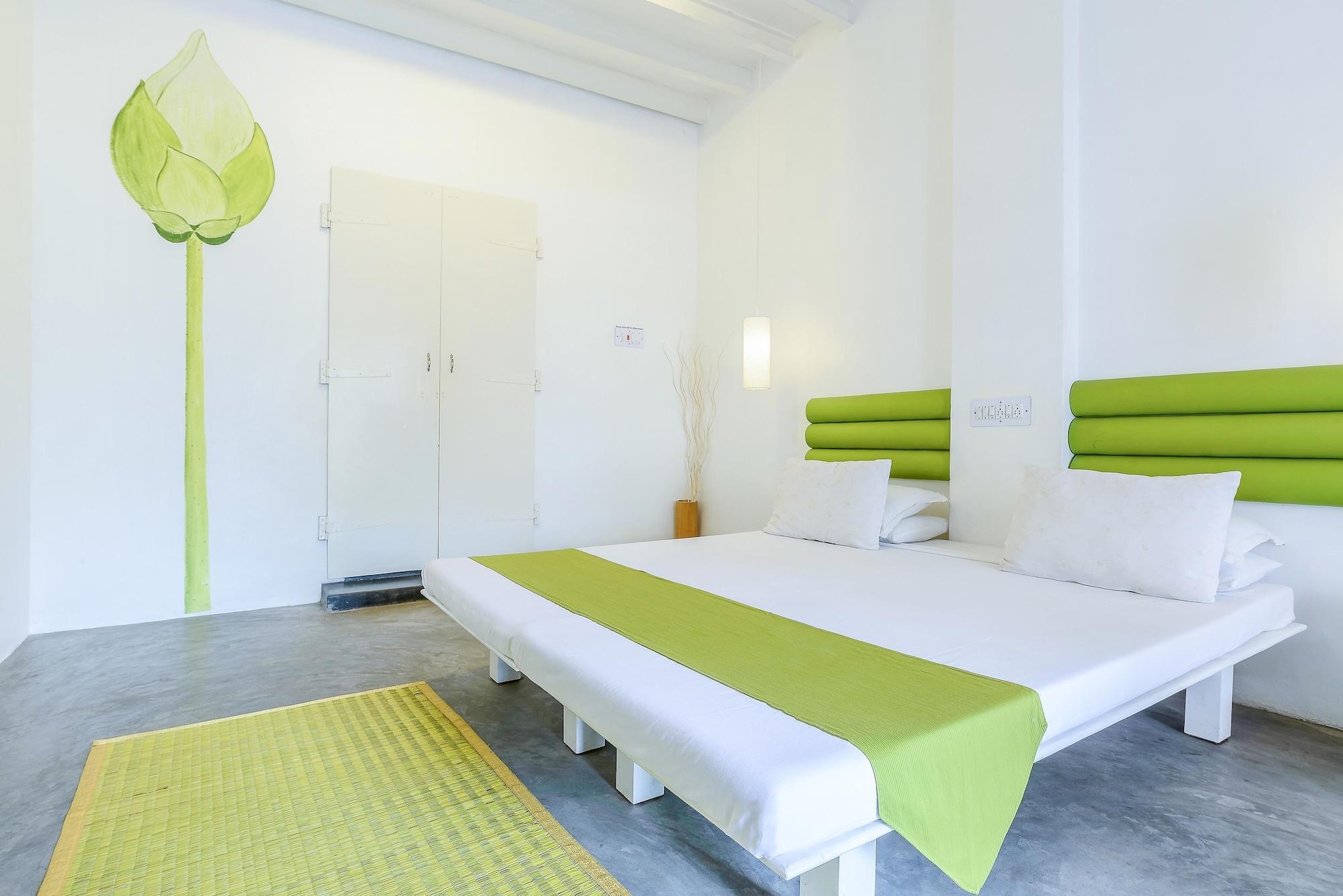 Itsy Hotels Red Lotus Heritage, Promenade Beach Pondicherry Bagian luar foto