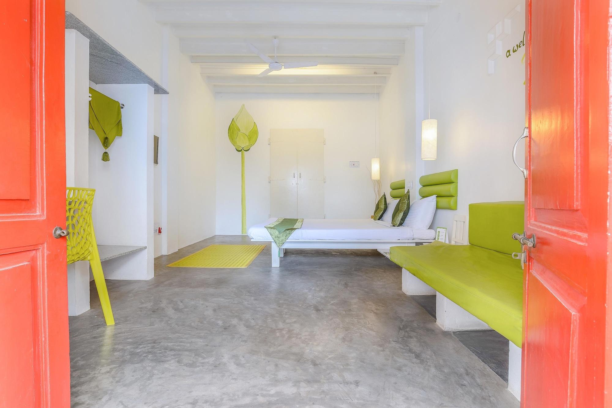 Itsy Hotels Red Lotus Heritage, Promenade Beach Pondicherry Bagian luar foto