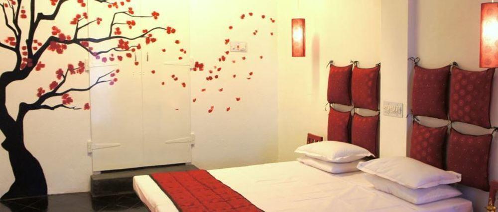 Itsy Hotels Red Lotus Heritage, Promenade Beach Pondicherry Bagian luar foto