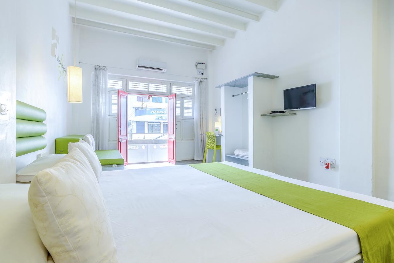 Itsy Hotels Red Lotus Heritage, Promenade Beach Pondicherry Bagian luar foto