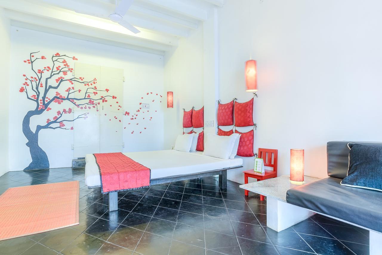 Itsy Hotels Red Lotus Heritage, Promenade Beach Pondicherry Bagian luar foto